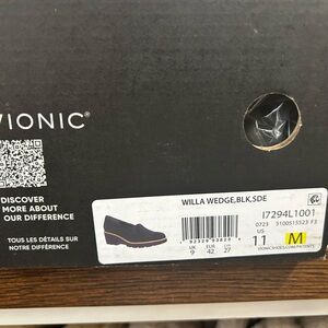 Vionic Willa Black Suede Wedge